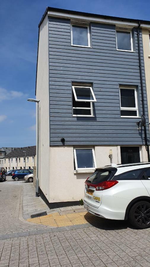 Superking Bedroom Close To The A30 Camborne Εξωτερικό φωτογραφία